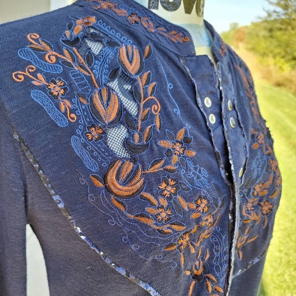 Free People Sundance Kid Western snap front Henley blue size Small - Picture 13 of 13